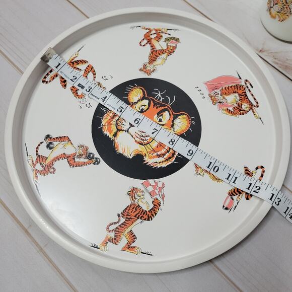 Vintage 60s Exxon/Esso Oil Tray and 2 Matching Anchor Hocking Milk Glass Mugs - Picture 16 of 16